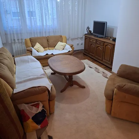 Stan Kosevsko Brdo サラエヴォ